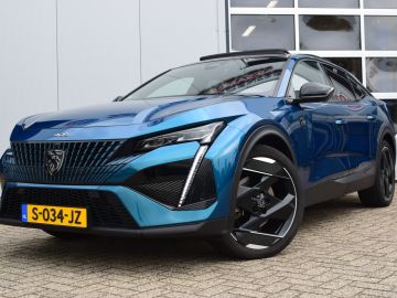 Peugeot 408